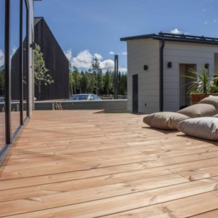 Terrasse Pin Rouge Nord Thermowood profil Curve Égée bombée 26*140*