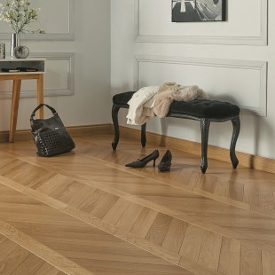 Chêne Satiné verni Parquet contrecollé Point hongrie 4ch