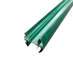 Poteau aluminium thermolaqué vert 60*05 2.33m