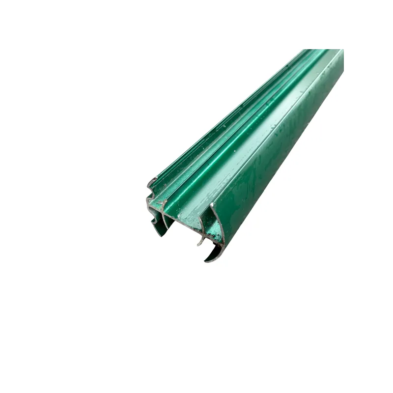 Poteau aluminium thermolaqué vert 60*05 2.33m