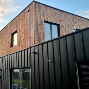 Bardage faux claire-voie Aztek Épicéa CL3 27*125 préservé