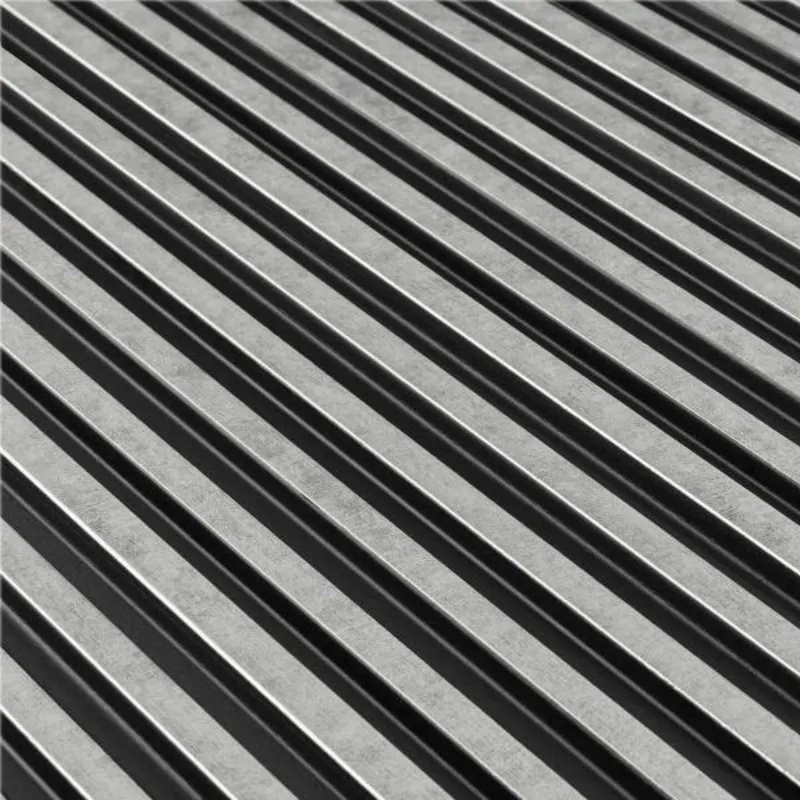 Panneau mural effet tasseau Panelio Duval Silver argent 12*122*2700 mm