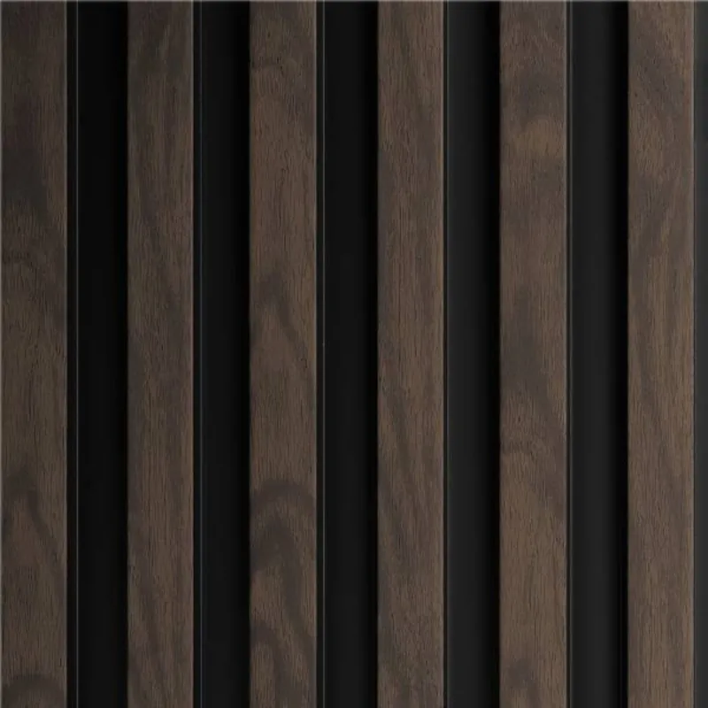 Panneau mural effet tasseau Panelio Hugo Noyer 21*119*2700 mm