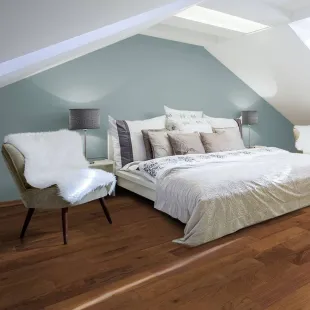 Parquet contrecollé Noyer US verni 4 chanfreins 14 ou 15/3*150*300 à 1600 mm