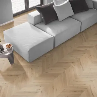 Parquet contrecollé point Hongrie Chêne brossé verni bois brut 14/3*90*510/600mm