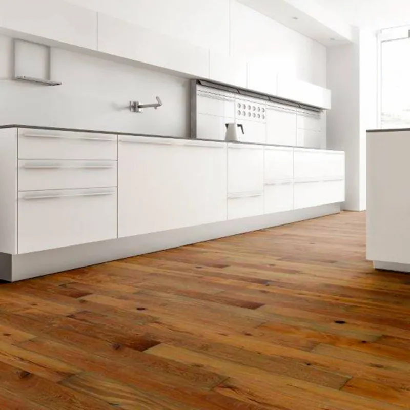 Parquet contrecollé Tosca Huilé fumé brossé vieilli main 12/3*158*610-1900 mm