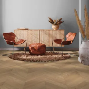 Parquet massif Point Hongrie Chêne verni aspect bois brut 4.ch 15*90*510/600 mm