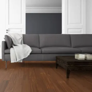 Parquet massif Noyer d'Asie verni 4 chanfreins 15*120*400 à 1800 mm