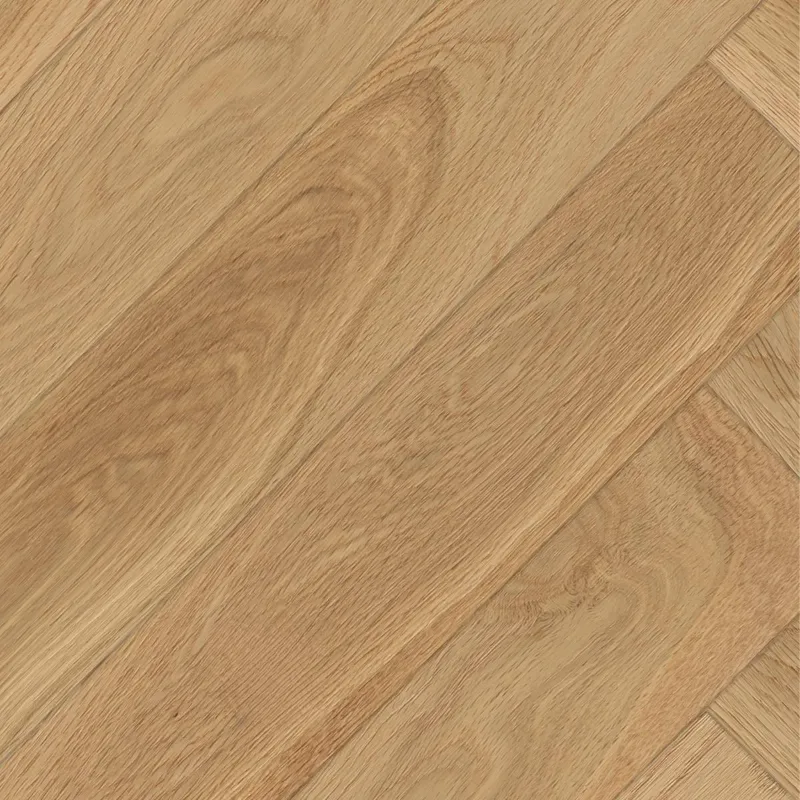 Parquet massif bâton rompu Chêne brossé verni naturel 4 chanfreins 15*90*600 mm