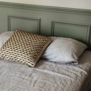 Kit de soubassement en pin massif Merkusii enduit Gesso 600*600 mm boîte de 4 u