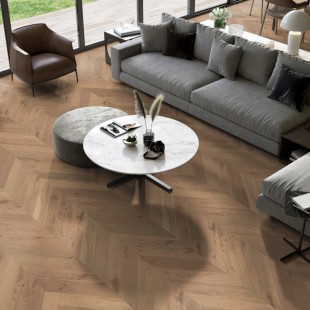 Parquet contrecollé Point de Hongrie Kiaro huilé torréfié 15/4*120*600/720 mm