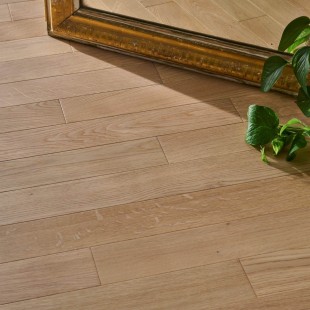 Bois Flotté vernis Parquet contrecollé Chêne clic 4ch HDF