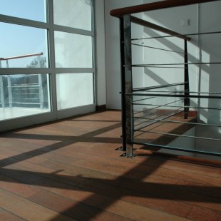 Parquet massif exotique Merbau huilé joint pont bateau noir intégré 12*90*300 mm