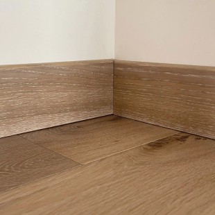 Sable Plinthe carrée Panaget 14*80*2200 mm