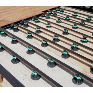 Plot PVC pour lambourde terrasse