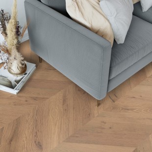 Parquet contrecollé Point de Hongrie Kiaro huilé torréfié 15/4*120*600/720 mm